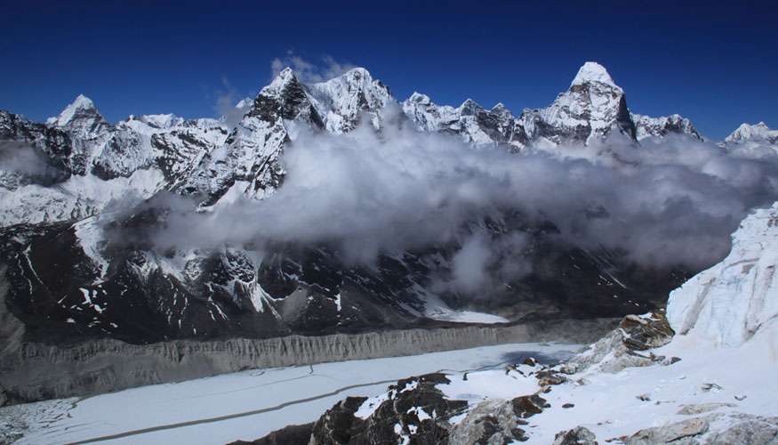 Lobuche East Peak